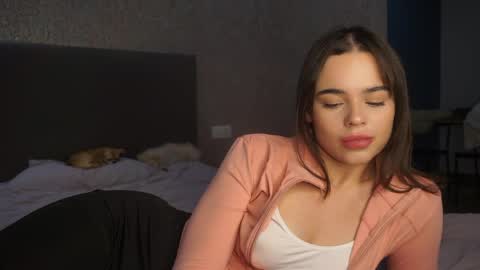 Snapshot of lindaaii chatting on 05.22.26 Linda online show from 05.22.26