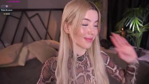 Snapshot of lindathacker chatting on 03.16.26 your Linda is back online show from 03.16.26