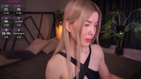 Snapshot of lindathacker chatting on 03.20.26 your Linda is back online show from 03.20.26