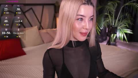 Snapshot of lindathacker chatting on 03.28.26 your Linda is back online show from 03.28.26