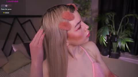 Snapshot of lindathacker chatting on 03.30.26 your Linda is back online show from 03.30.26