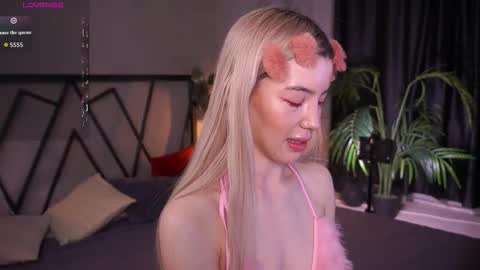 Snapshot of lindathacker chatting on 03.31.26 your Linda is back online show from 03.31.26