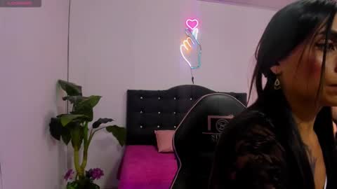 Snapshot of lindsay_tay chatting on 03.22.26 Linda online show from 03.22.26