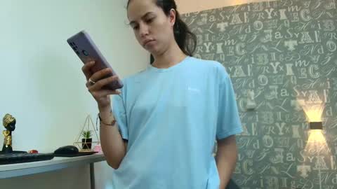  Lindsey  online show from 10.02.25