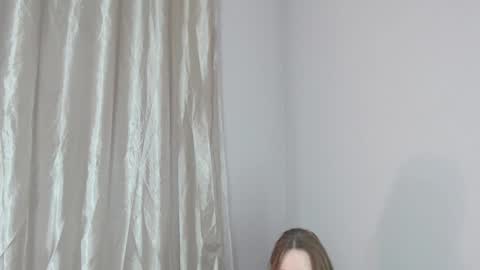 Snapshot of lindseyfirst chatting on 11.12.25 Lindsey online show from 11.12.25