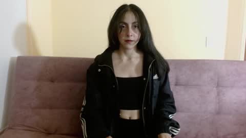 Snapshot of ling_ling24 chatting on 02.08.25 ling ling24 online show from 02.08.25