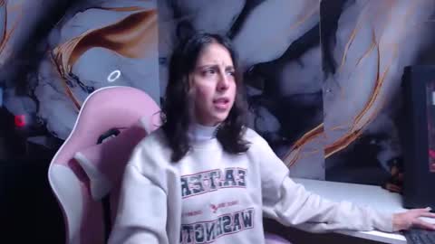 Snapshot of ling_ling24 chatting on 10.02.25 ling ling24 online show from 10.02.25