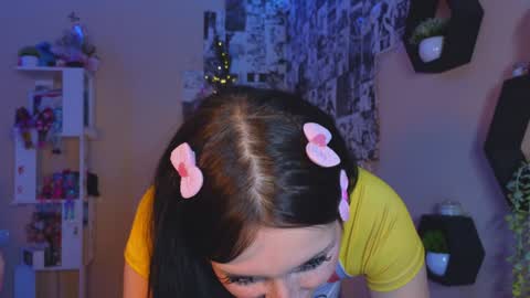 Lina online show from 12.27.24