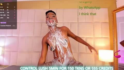 Snapshot of linsyadams chatting on 12.24.24 online show from 12.24.24