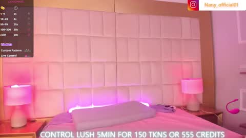 Snapshot of linsyadams chatting on 01.10.25 online show from 01.10.25