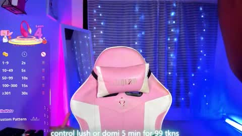 Snapshot of linsyadams chatting on 10.14.25 online show from 10.14.25