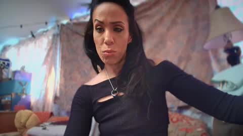 Snapshot of linuxgirlsudosu chatting on 01.27.25 linuxgirlsudosu online show from 01.27.25