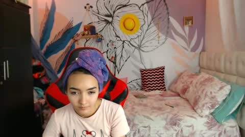 LinzyBaner online show from 01.23.25