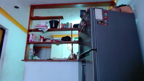 Snapshot of lion_grr chatting on 10.15.25 lion_grr online show from 10.15.25