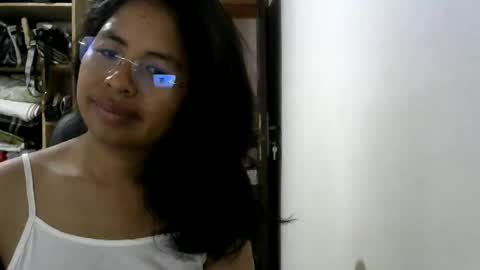 Snapshot of liora_selenex chatting on 06.12.26 Liora selenex online show from 06.12.26