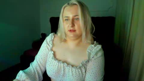 LioraArdyn online show from 04.02.26