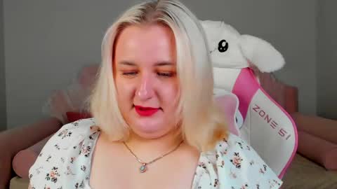 LioraArdyn online show from 04.23.26