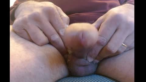 Snapshot of lip_balm chatting on 04.04.26 lip_balm online show from 04.04.26