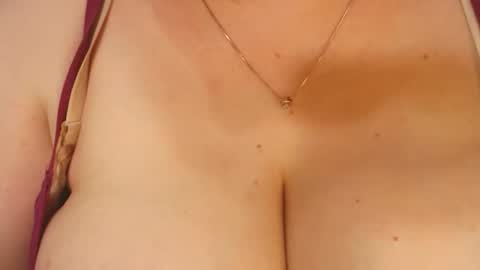 LIpsAddiction online show from 09.23.25