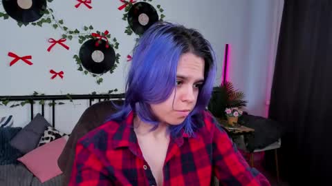 Snapshot of lirabelles chatting on 04.23.26 hello Ill be waiting for you during these hours tue 10am-5pm wed 3am-5pm thu 3am-5pm fri 3am-10am sat 10am-5pm sun 3am-1GMT online show from 04.23.26