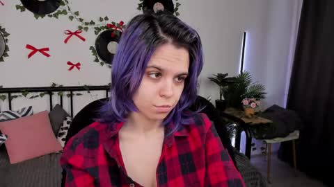 Snapshot of lirabelles chatting on 04.24.26 hello Ill be waiting for you during these hours tue 10am-5pm wed 3am-5pm thu 3am-5pm fri 3am-10am sat 10am-5pm sun 3am-1GMT online show from 04.24.26