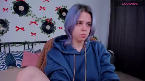 Snapshot of lirabelles chatting on 05.04.26 hello Ill be waiting for you during these hours tue 10am-5pm wed 3am-5pm thu 3am-5pm fri 3am-10am sat 10am-5pm sun 3am-1GMT online show from 05.04.26