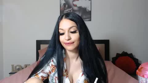 Snapshot of lisa104739 chatting on 12.02.24 Lisa online show from 12.02.24