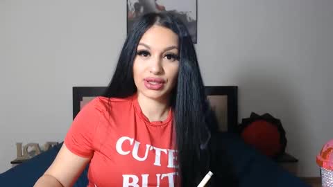 Snapshot of lisa104739 chatting on 12.02.24 Lisa online show from 12.02.24