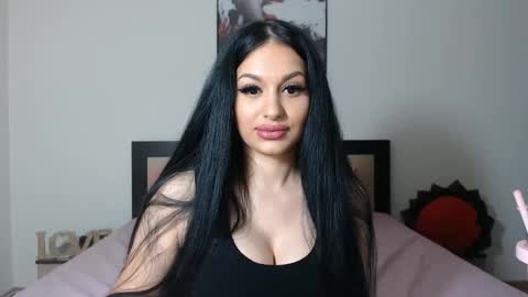 Snapshot of lisa104739 chatting on 12.10.24 Lisa online show from 12.10.24