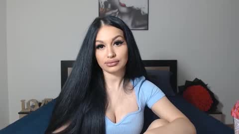 Snapshot of lisa104739 chatting on 12.15.24 Lisa online show from 12.15.24