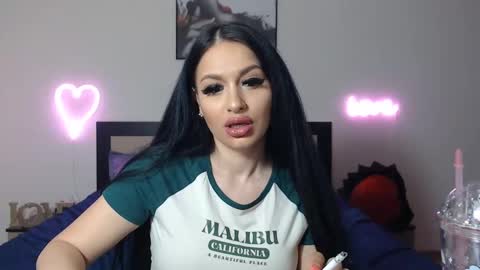 Snapshot of lisa104739 chatting on 01.14.25 Lisa online show from 01.14.25