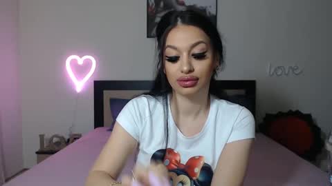 Snapshot of lisa104739 chatting on 02.21.25 Lisa online show from 02.21.25