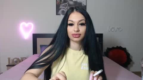 Snapshot of lisa104739 chatting on 02.23.25 Lisa online show from 02.23.25