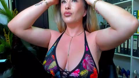 lisa online show from 03.01.25