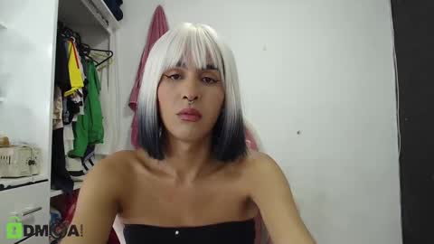 lisa_00_ online show from 02.03.25