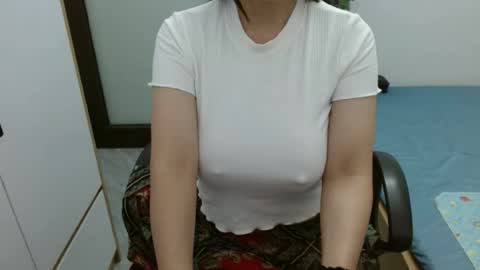 Snapshot of lisa_1011 chatting on 07.12.26 lisa_1011 online show from 07.12.26