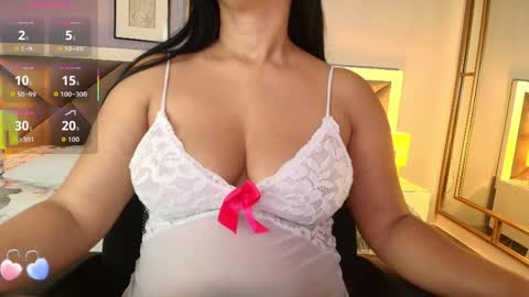 Lisa online show from 04.13.26