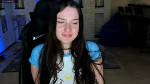 lisa_elfy online show from 02.22.25