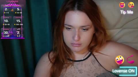 lisa_elfy online show from 10.13.25