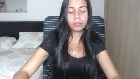 Lisa Santos online show from 12.21.24