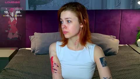 Snapshot of lisa_lisandia chatting on 09.19.25 your new Girl online show from 09.19.25