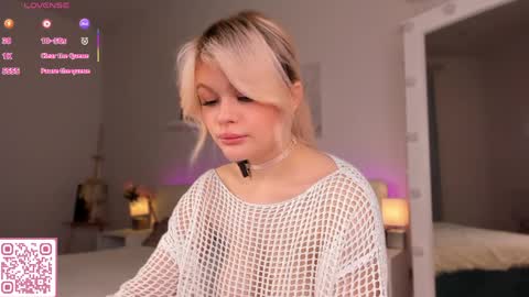 Lisa online show from 04.11.26