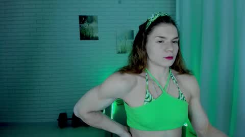 lisa online show from 12.04.25