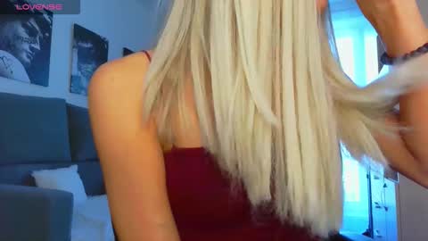 Lisa online show from 02.06.26