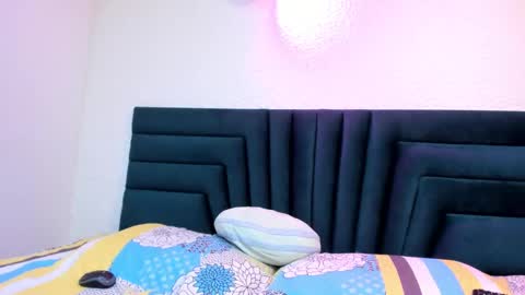 Snapshot of lisa_white_ chatting on 01.19.25 lisa white online show from 01.19.25