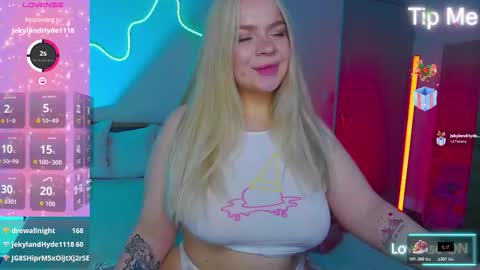 Lisa online show from 12.18.25