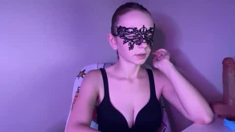 Lisa online show from 09.10.25