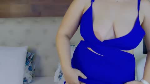 SofiaHanson online show from 01.28.25