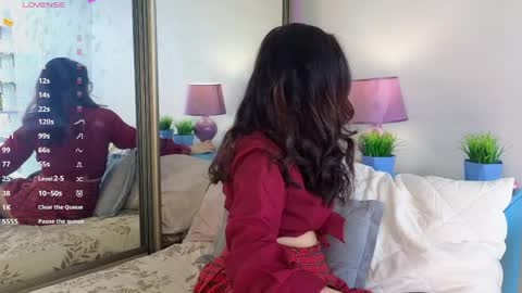 Snapshot of lisandrazieba chatting on 04.11.26 Kira online show from 04.11.26