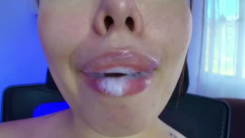 Snapshot of lisbet_21x chatting on 01.21.25 Lisbet online show from 01.21.25